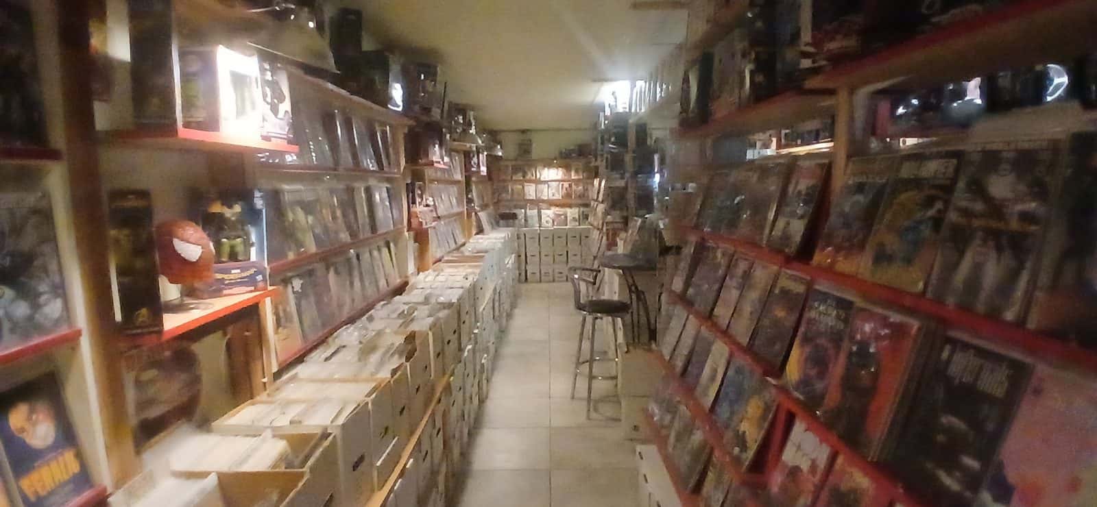 Comic Books — Retail & Boutiques photo 3 of 5