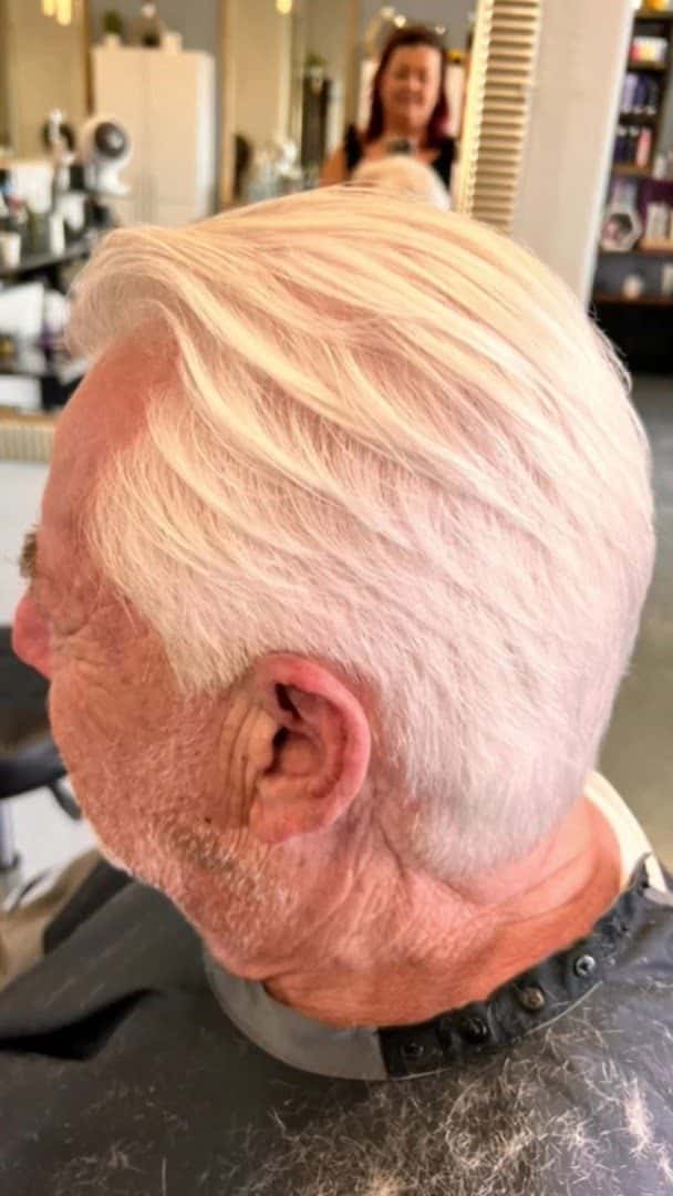 Honi and Hive Salon Spa — Hair Salons & Barbers photo 2 of 5