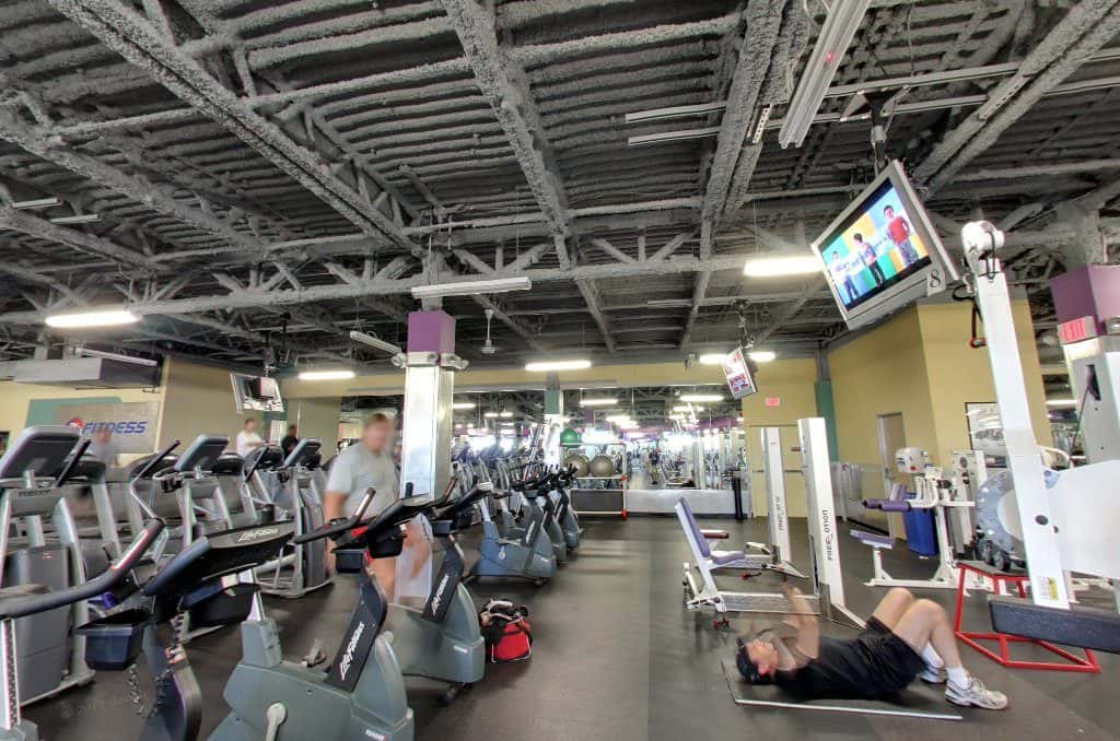 24 Hour Fitness — Fitness & Gyms photo 2 of 5