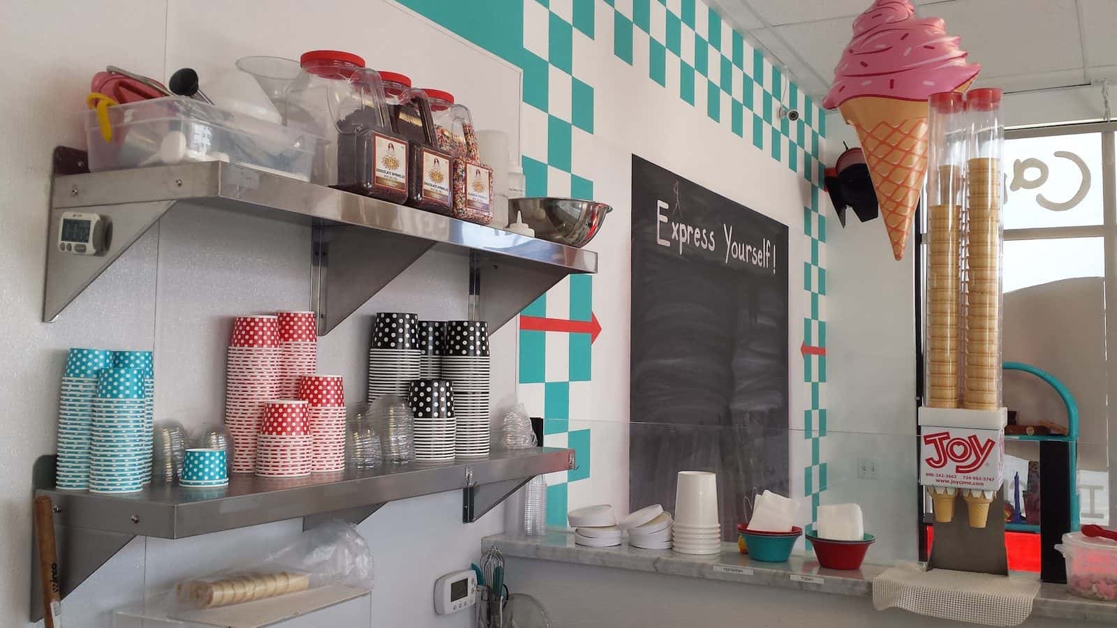 Dylan's Family Ice Cream — Bakeries & Desserts photo 1 of 5