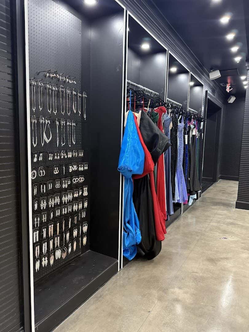The Dress Shop — Retail & Boutiques photo 3 of 5
