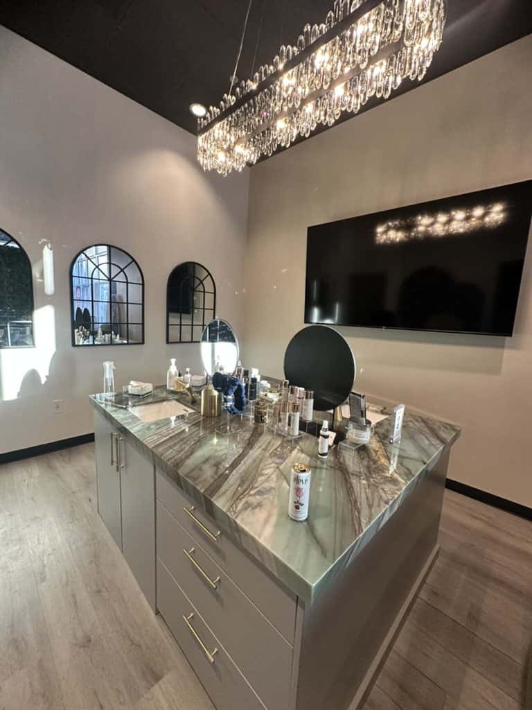 [ Skin + Tonic ] — Nail Salons & Spas photo 3 of 5