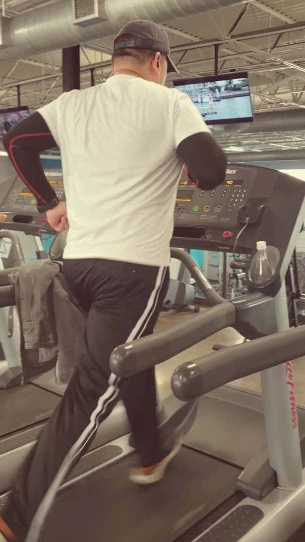 EōS Fitness — Fitness & Gyms photo 2 of 5