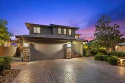 Danielle Hess Las Vegas & Henderson Luxury Real Estate Agent