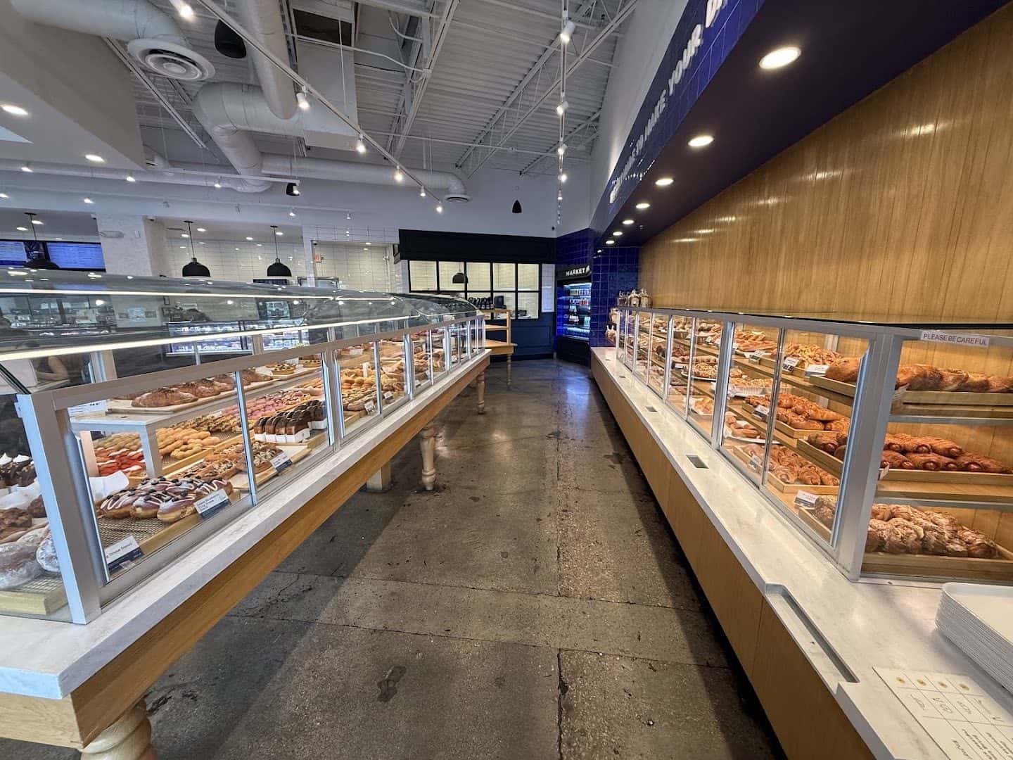 Paris Baguette — Coffee Shops & Cafes photo 3 of 5