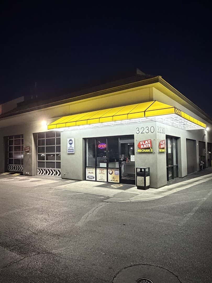 Flat Rate Mechanix — Retail & Boutiques photo 1 of 5