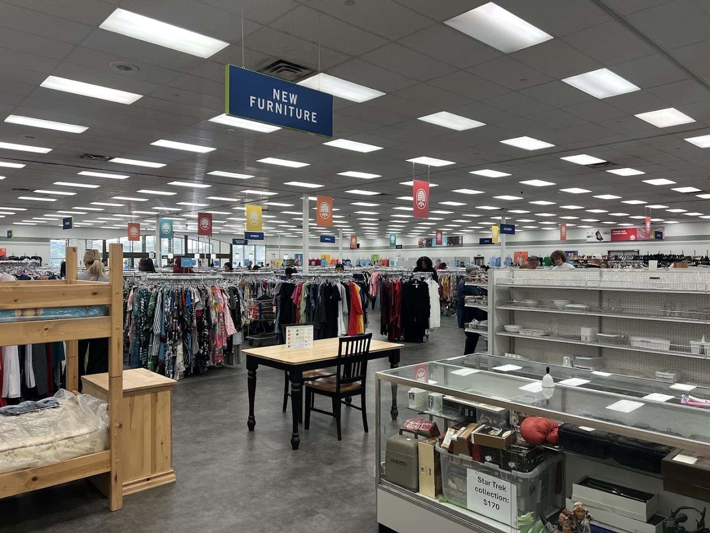 Deseret Industries Thrift Store & Donation Center — Retail & Boutiques photo 3 of 5