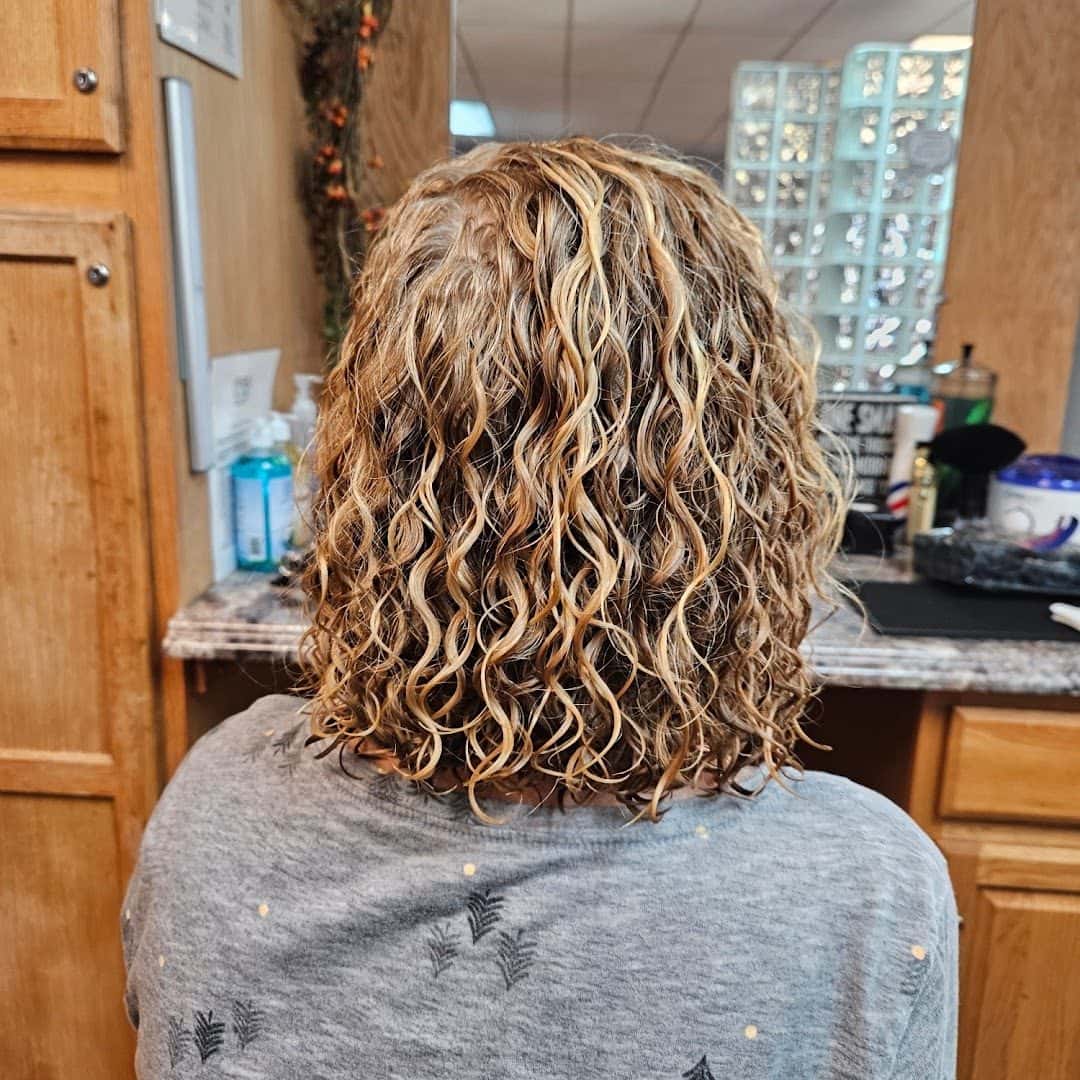 Creative Hair & Nails LLC — Doctors & Medical photo 3 of 5
