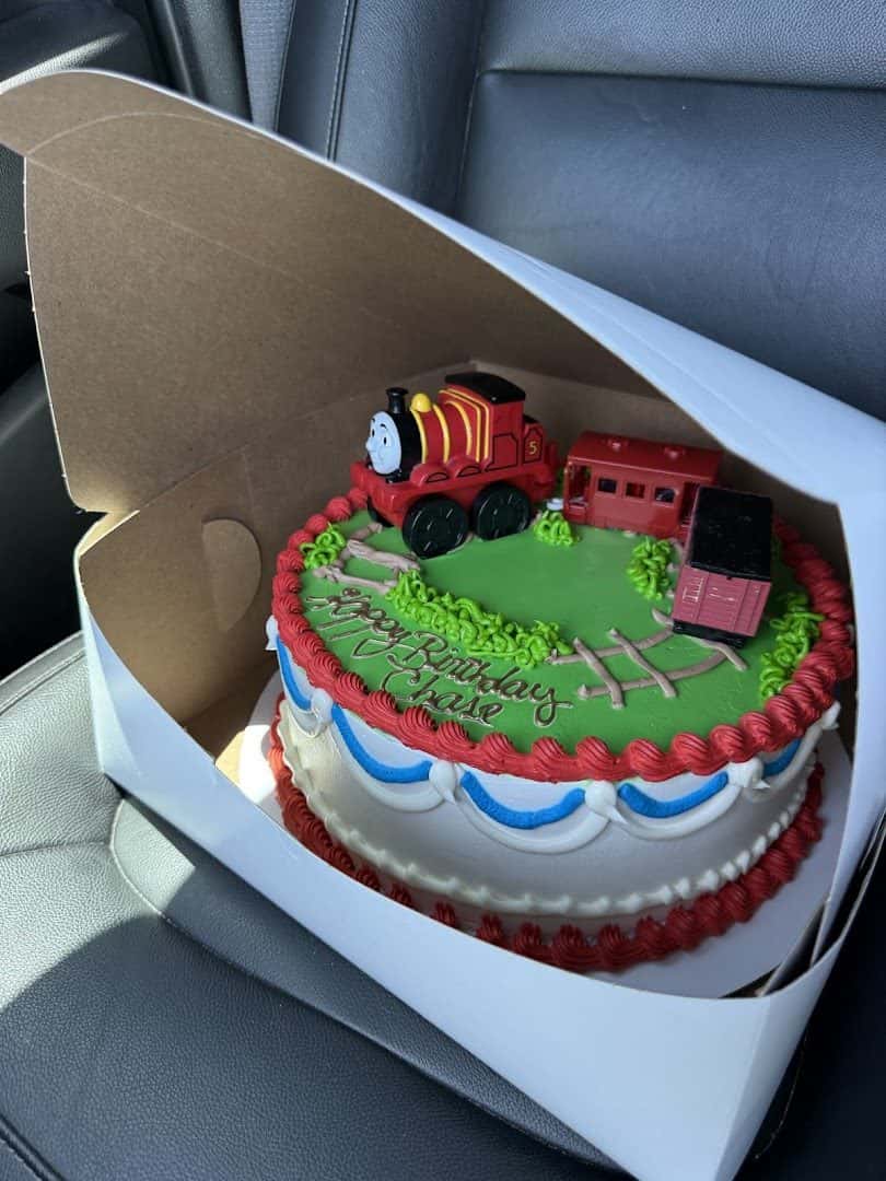 Cake World — Bakeries & Desserts photo 3 of 5
