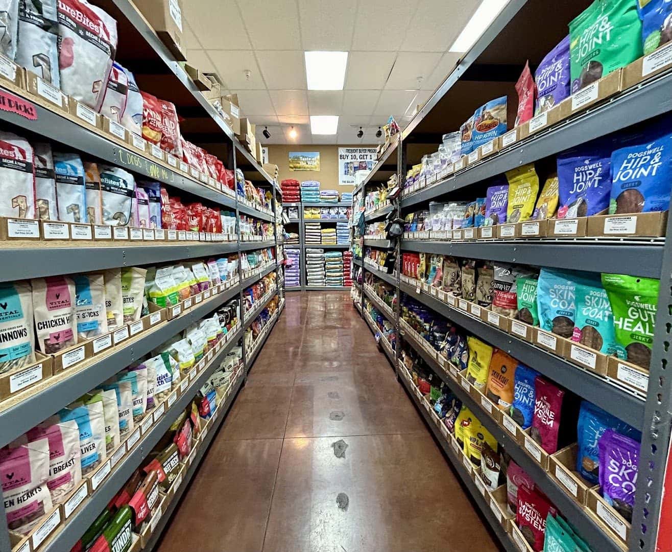 Dog Supplies Outlet — Retail & Boutiques photo 3 of 5