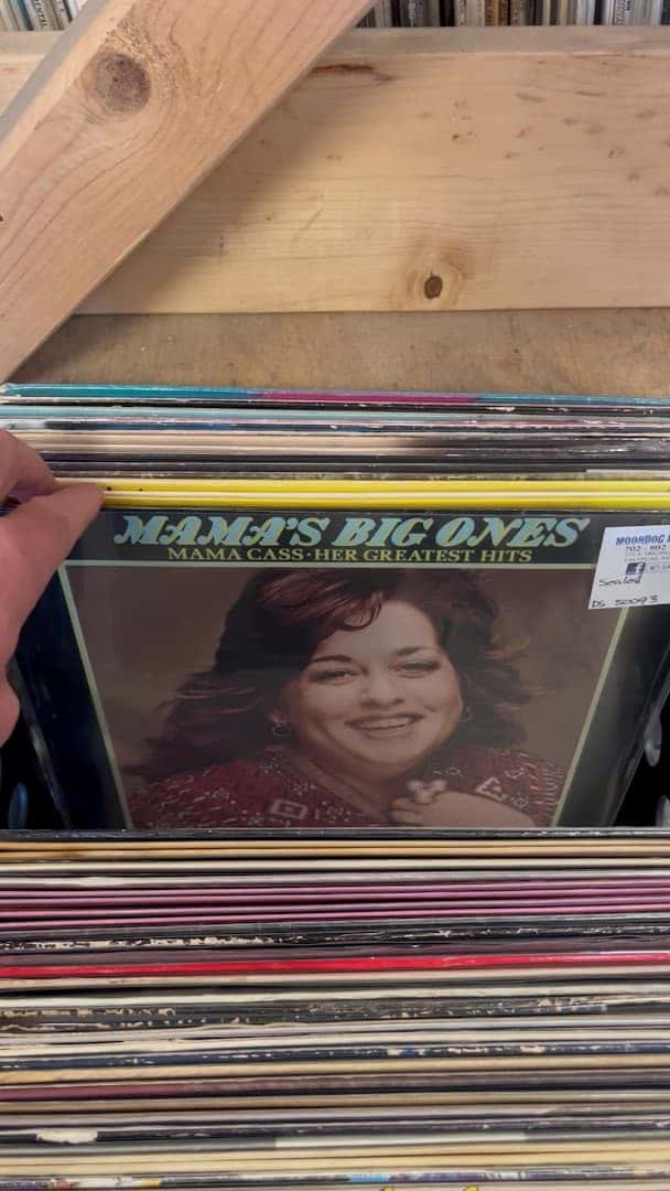 Moondog Records — Retail & Boutiques photo 2 of 5
