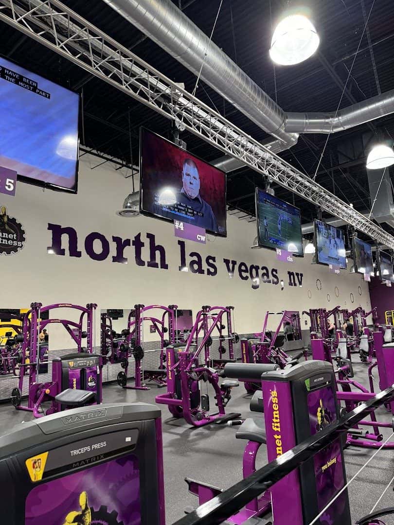 Planet Fitness — Nail Salons & Spas photo 2 of 5