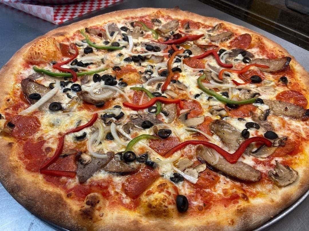 Joey's NY Pizza — Restaurants photo 2 of 5