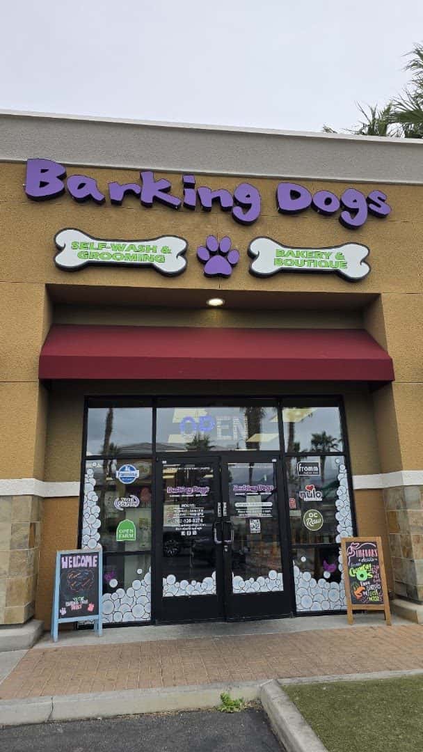 Barking Dogs Self Wash & Grooming Centennial Hills — Retail & Boutiques photo 1 of 5
