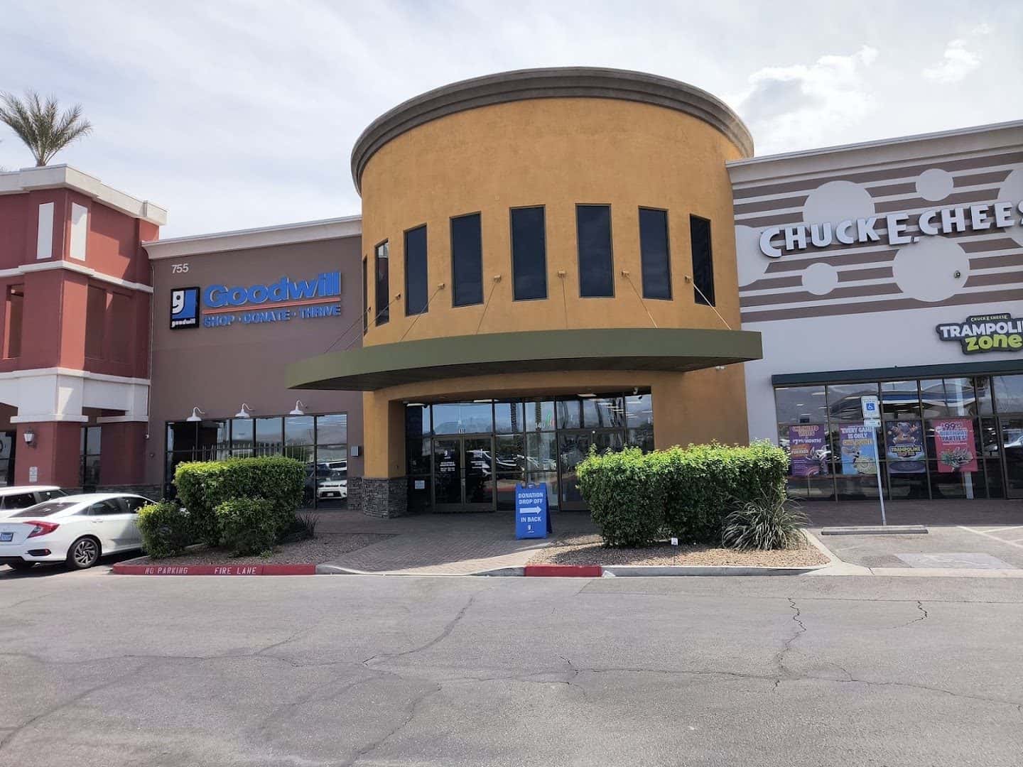 Goodwill — Retail & Boutiques photo 1 of 5