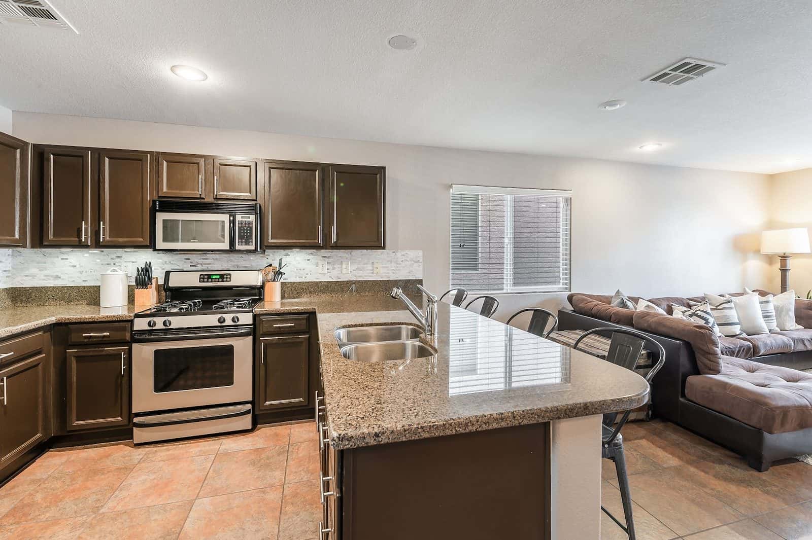 Bonnie Harrington: Realty One Group — Real Estate Agents photo 3 of 5