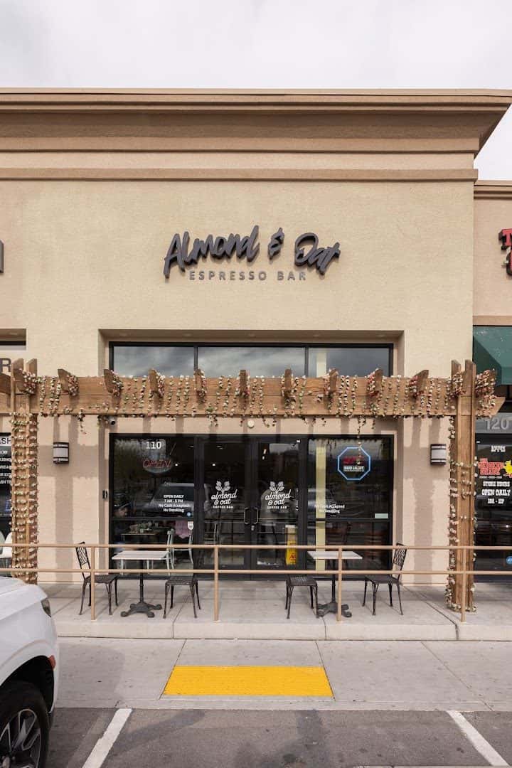 Almond & Oat Coffee Bar — Coffee Shops & Cafes photo 1 of 5