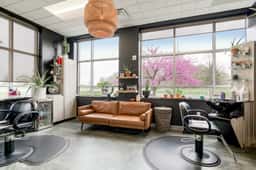 Sola Salons