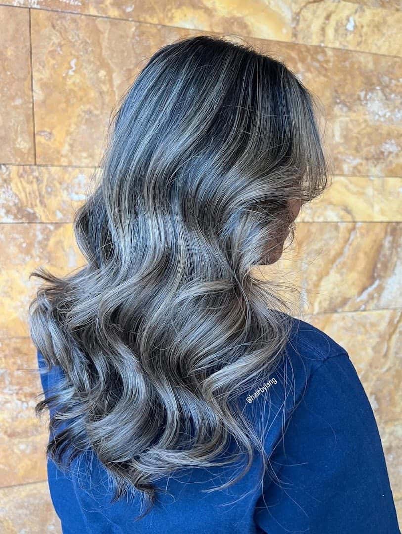 Salon Dushons Hair Salon — Bars & Breweries photo 2 of 5