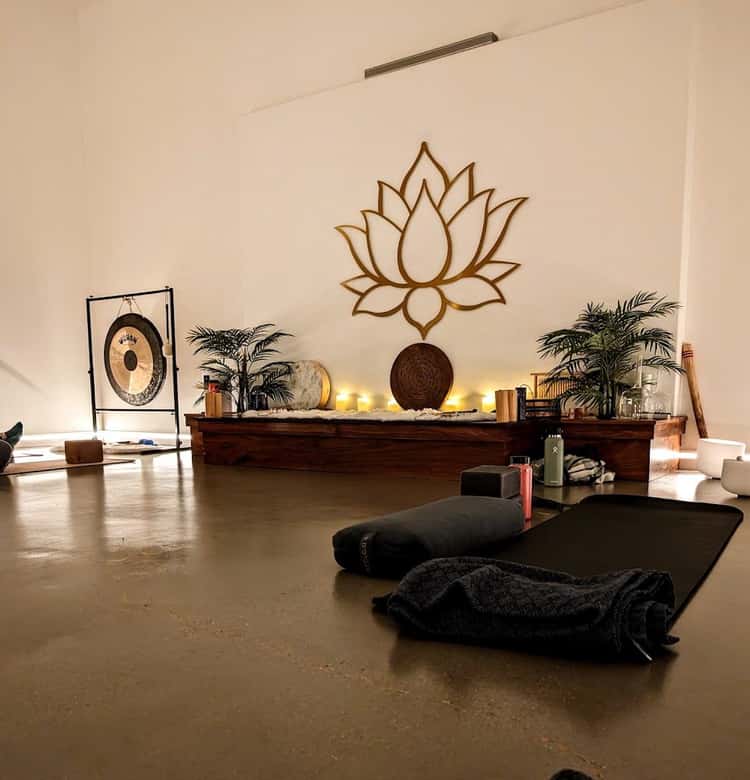 Kintsugi Yoga - Inspire