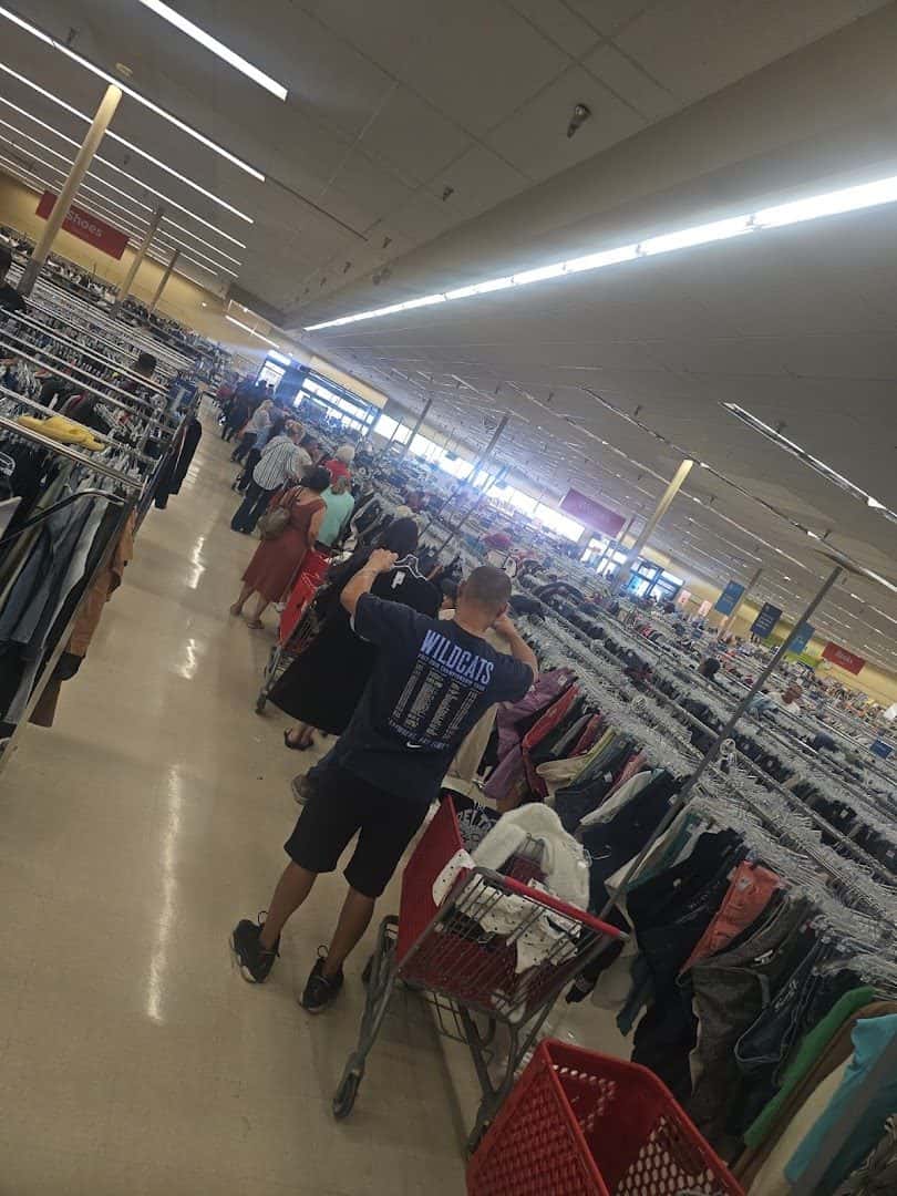 Savers — Retail & Boutiques photo 3 of 5