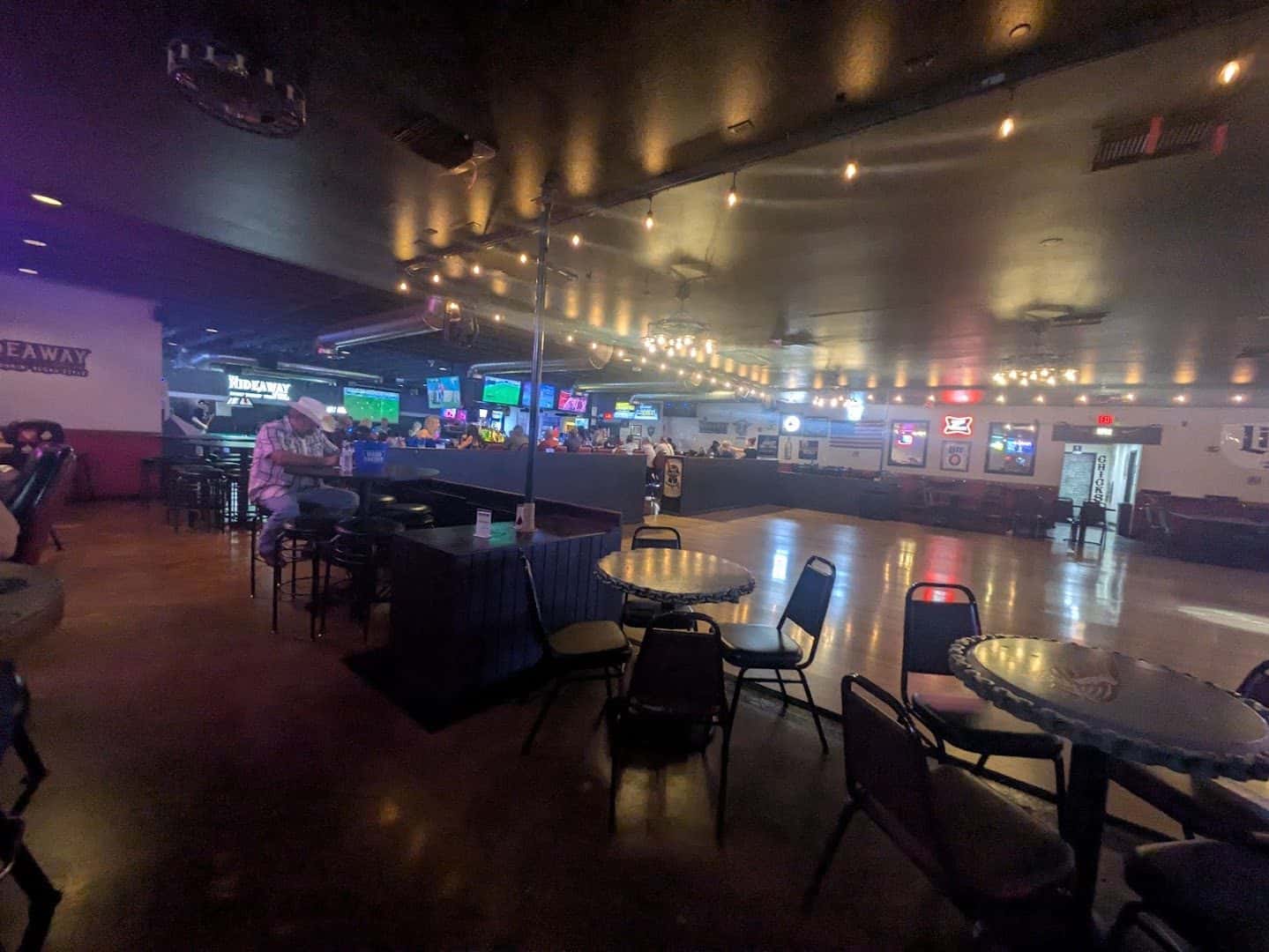 The Hideaway Tavern — Restaurants photo 3 of 5