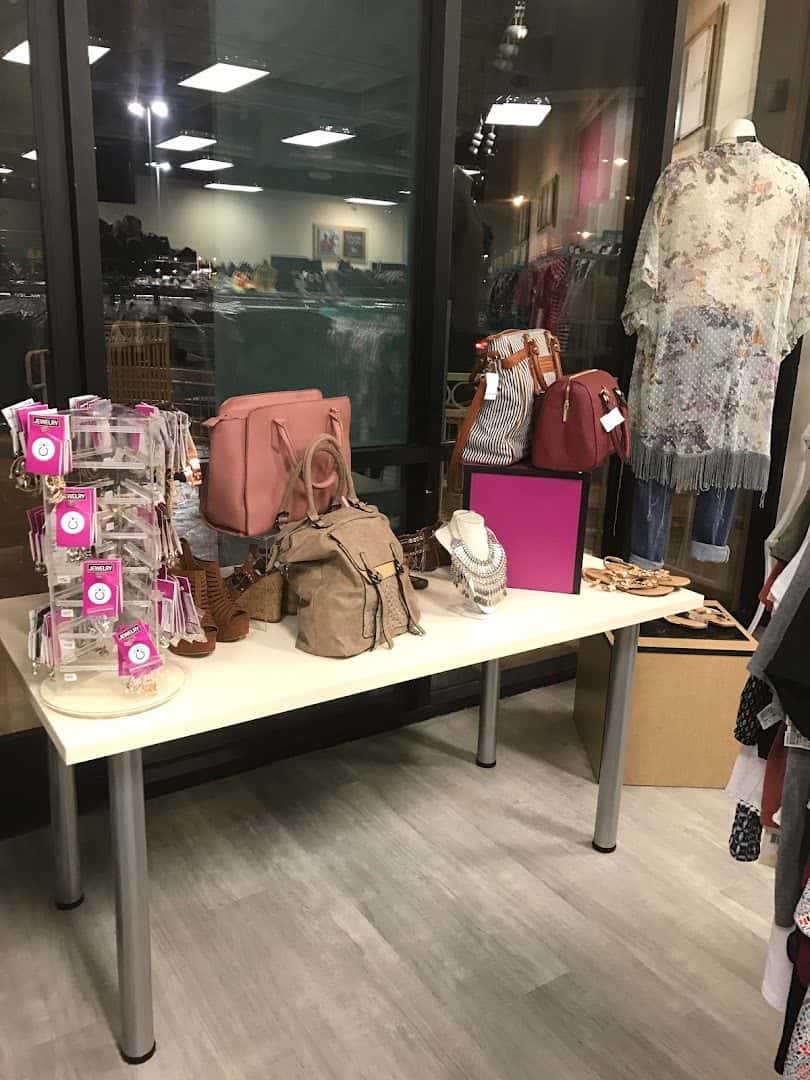 Plato's Closet Henderson, NV — Retail & Boutiques photo 3 of 5