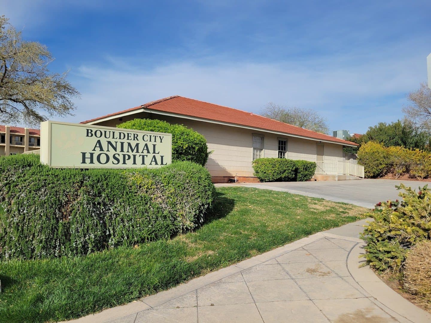 Boulder City Animal Hospital — Retail & Boutiques photo 1 of 5