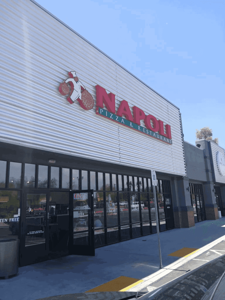 Napoli Pizzeria (W. Lake mead/Jones) — Restaurants photo 1 of 5