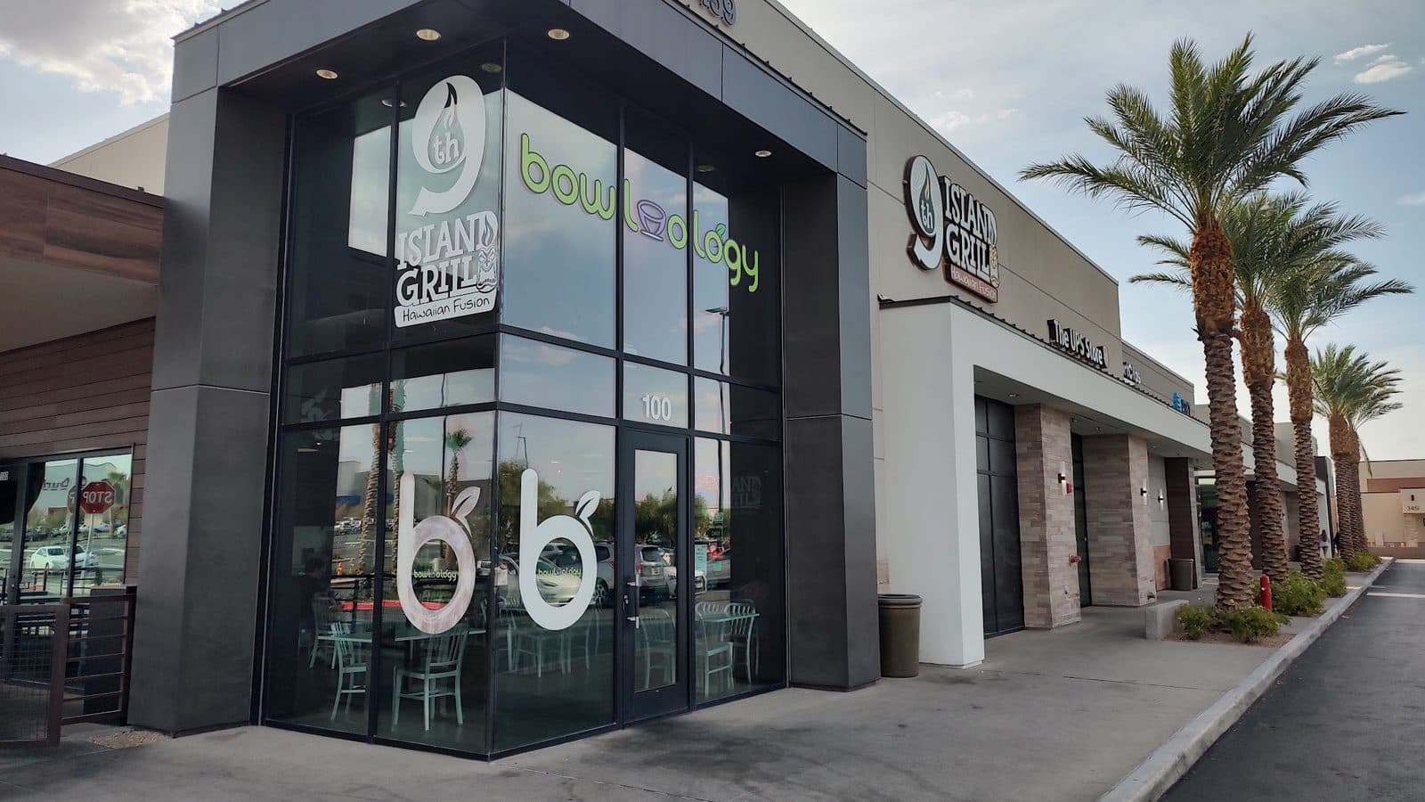 9th Island Grill — Restaurants photo 1 of 5