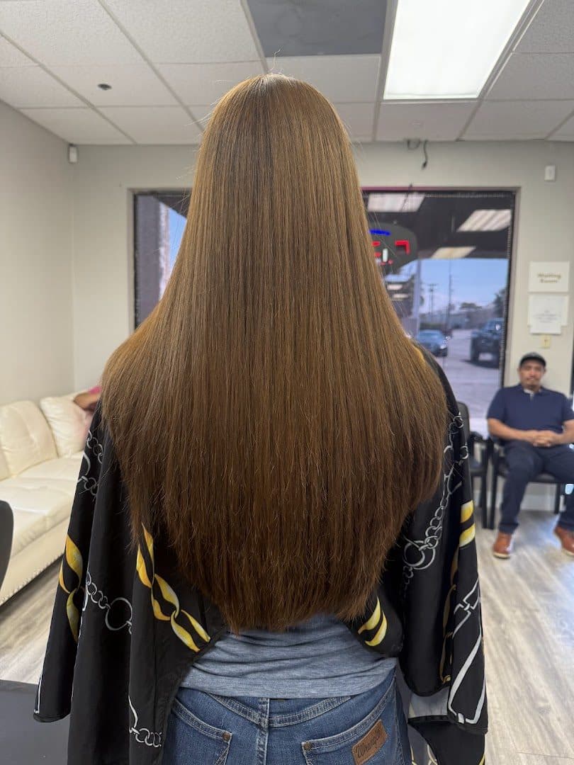 Sol y Luna Beauty Salon — Hair Salons & Barbers photo 1 of 5