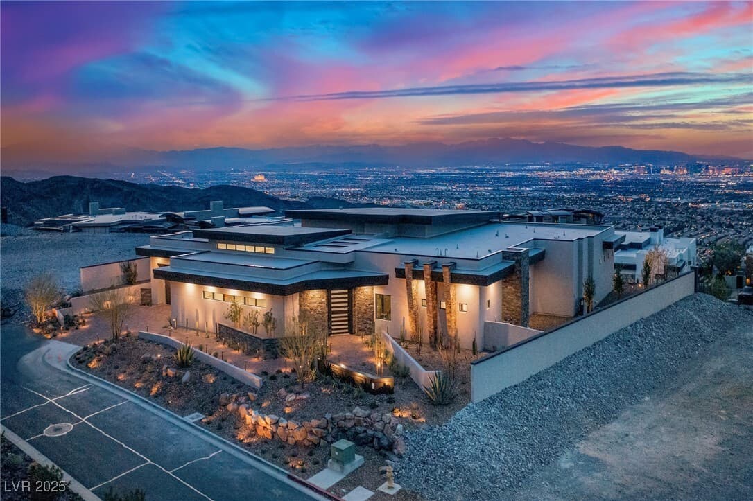 Ascaya Masterpiece Marries Strip Views with Desert Modern Luxury