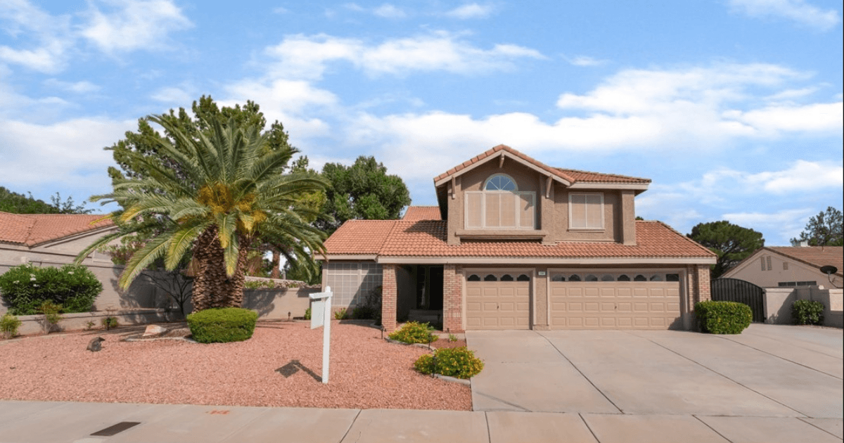 Backyard Bliss on the Fairway: 1587 Bermuda Dunes Dr, Boulder City, NV