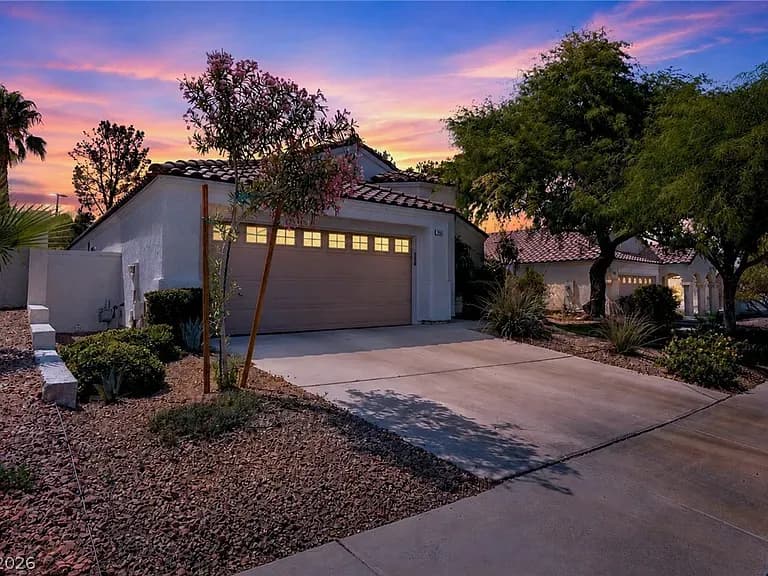 Henderson Home for Sale: 1836 Stablegate Ave Brings Move-In-Ready Comfort to Green Valley