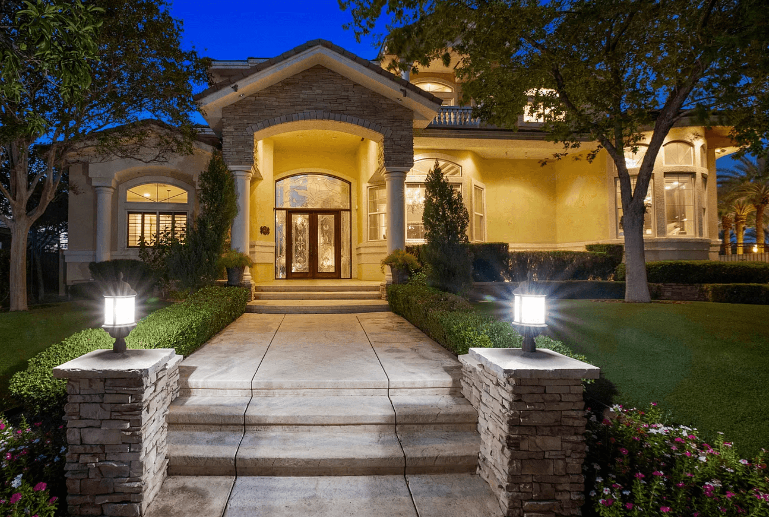 Henderson Luxury Home for Sale: 2276 Candlestick Ave Offers Strip Views, Privacy, and Resort-Style Living