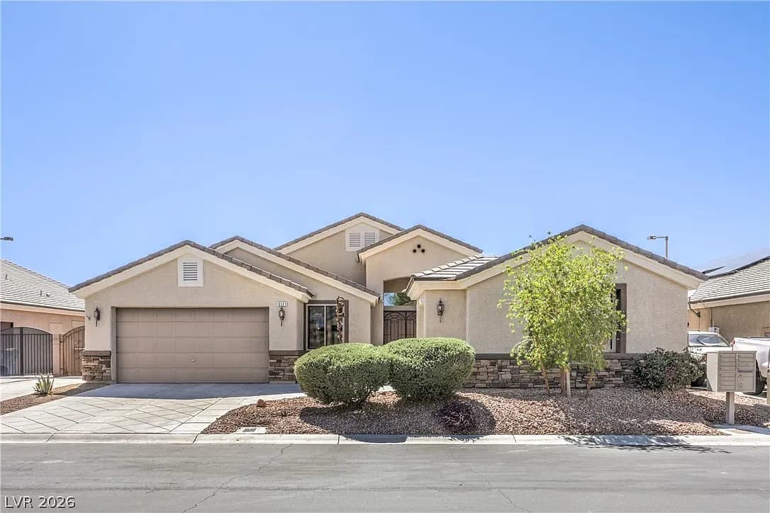 Las Vegas Home for Sale: 9121 Tuxpan St Delivers Single-Story Living With a Pool, Spa, and RV Parking