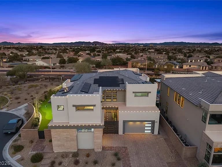 Luxury Estate in Summerlin: Patina Hills Home Redefines Resort-Style Living in Mesa Ridge