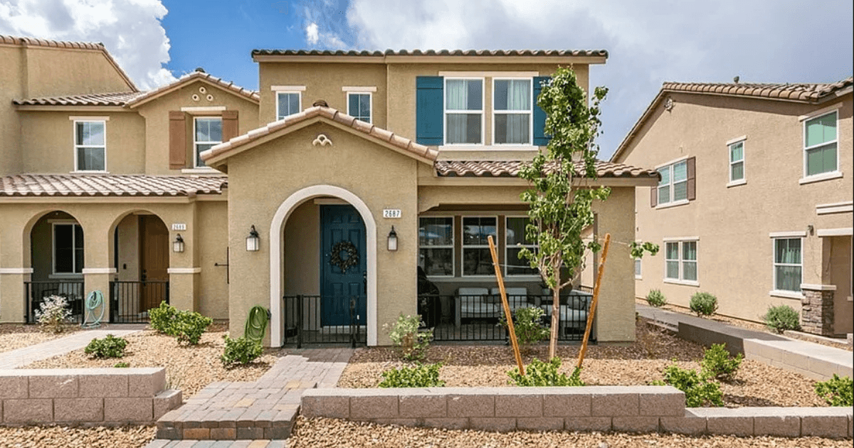 Modern Comfort Meets Inspirada Charm: 2687 Via Napoli, Henderson, NV